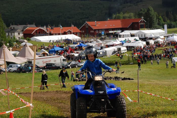 Fyrhjulingar på Zorbcenter — bild 4