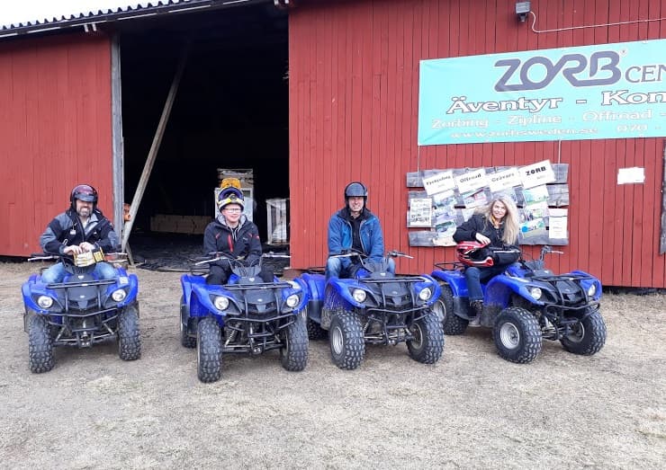 Fyrhjulingar på Zorbcenter — bild 3